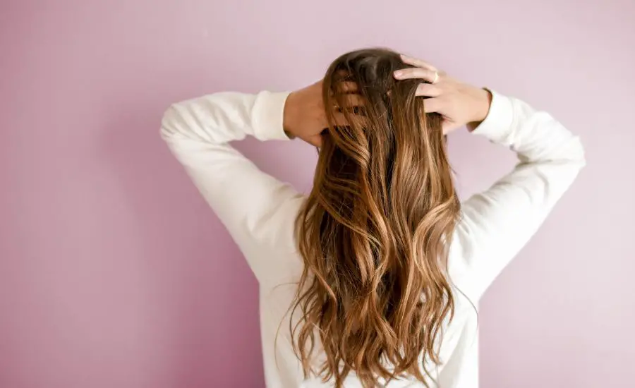 Why is my hair changing color by itself: 10 top reasons & best guide